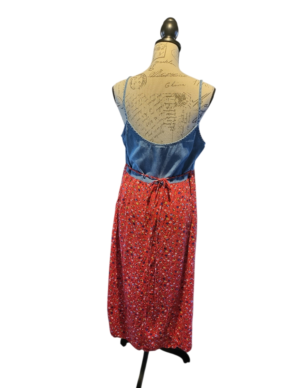 California Concepts Denim Floral Midi Sundress Size 12P Petite Cottagecore - Picture 4 of 6